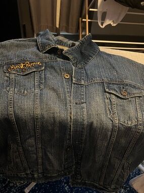Austin sleeveless jean vest jacket distressed. Size XXL. Great vest